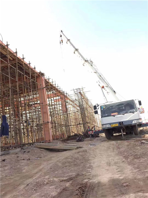 光明区吊车作业的安全注意事项有哪些？